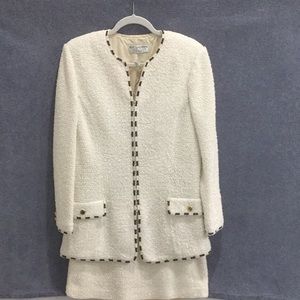 ST. John knit suit